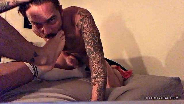 Foot Fetish Suck