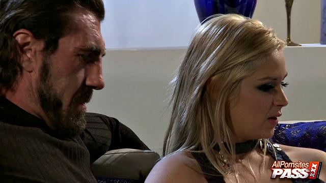 Pornstar Sara Vandella