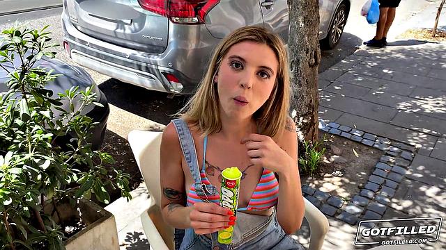 Martina Likes a Messy Situation