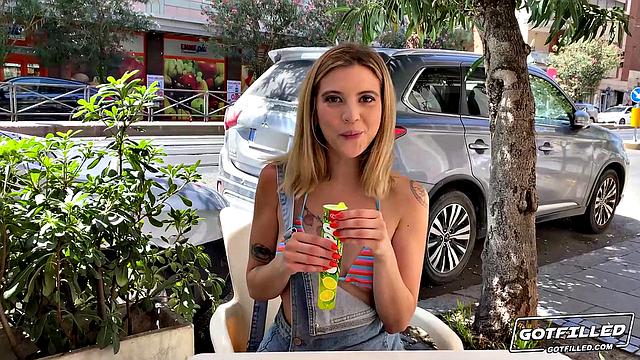 Martina Likes a Messy Situation