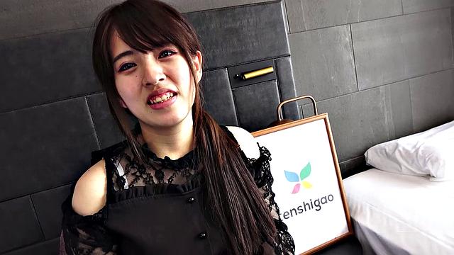 Mao Haneda is a pregnant twenty-year-old with huge brown nipples