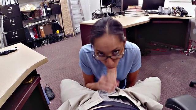 Pawning latin amateur sucking before sex with manager