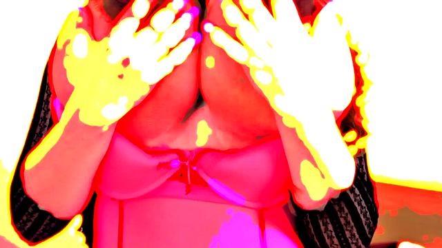 Micky Bells, pregnant and stacked