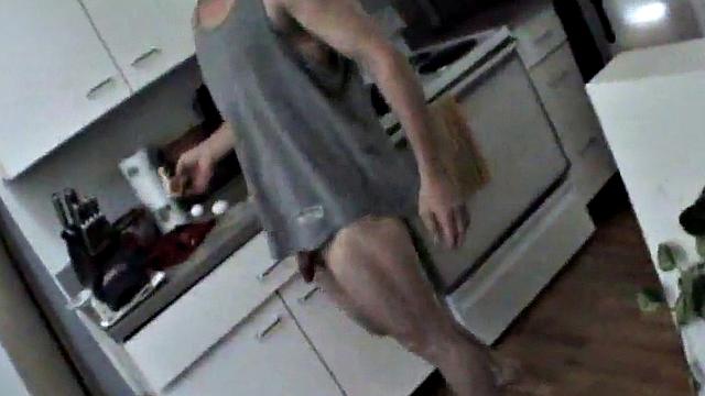 Amateur GF showering