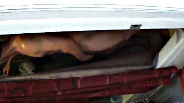 Amateur GF showering