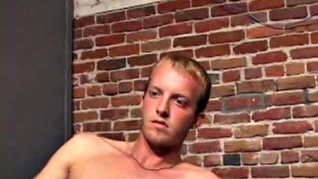 Sydney Austin Masturbating