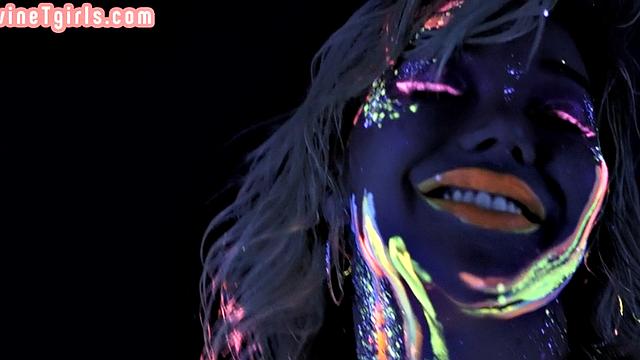 Big Trans deepthroating lovers dick