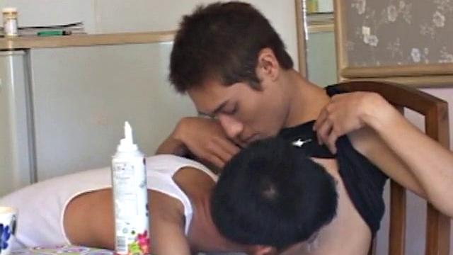 My name is Dan and I love to have sex with my housemates. Wang likes kinky fun so I cooked up something special. While we were eating breakfast I asked Wang if he wanted some whip cream on his cornflakes. Then I put on some whip cream.