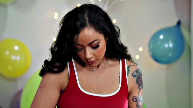 Watch these tattooed beauties in high heels & bodysuits get down and dirty at Balloons & Booty Party