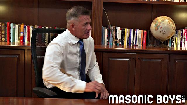 APPRENTICE MONROE Chapter 2 - Calling