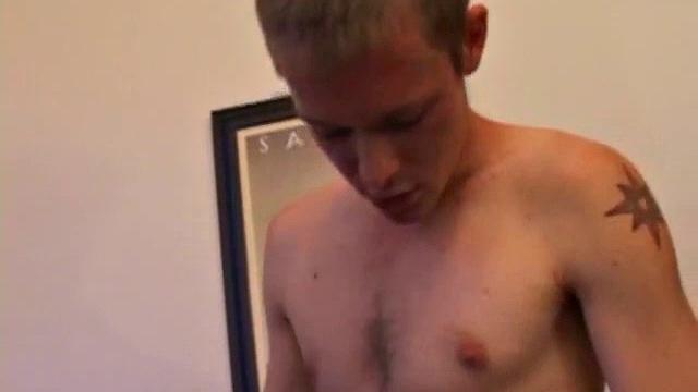 Ганнер и Томми сосут член