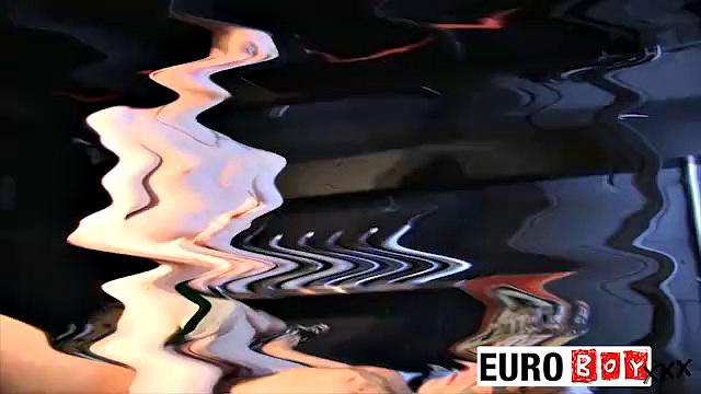 Шон Манн трахает покорную жопу Алекса - Шон и Алек