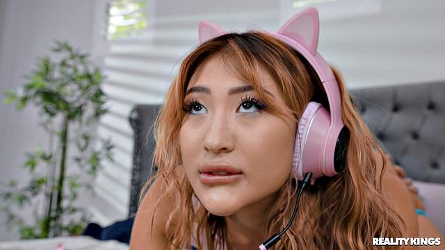 Gamer Girl Invites Cheating Cock