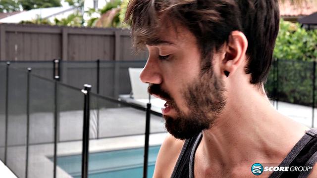 MILF Isabella Flames with the pool boy