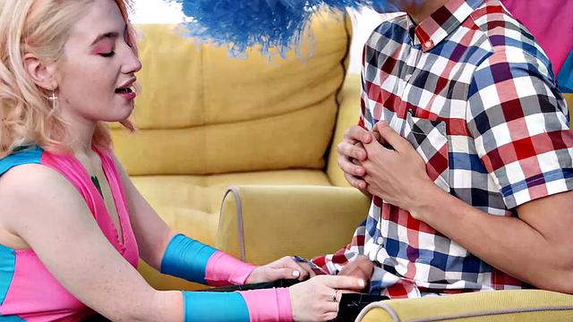 Young Sex Parties - Sara Rich - Milana - College Threesome in Cheerleaders