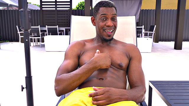 Too Much Ass, Big Dick