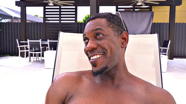 Too Much Ass, Big Dick