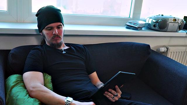 Hot Online Date in Car