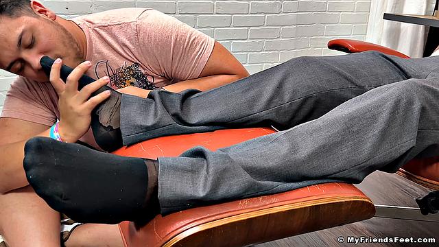 Tyler French Gets Worshiped - Tyler French