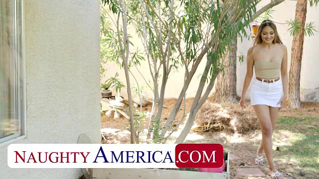 Gizelle Blanco Fucks her Friend's Dad