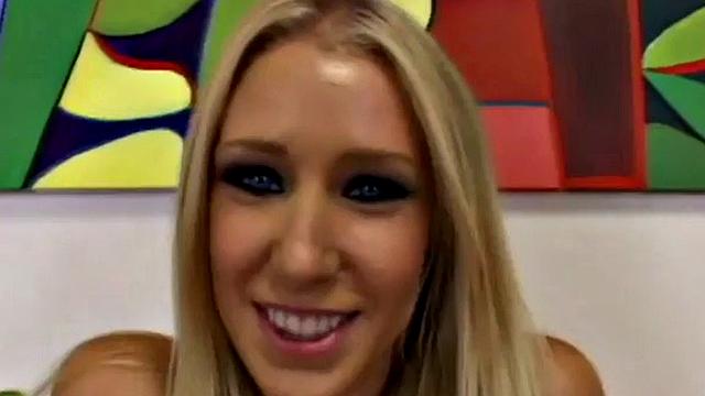 Horny teen slut getting fucked