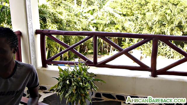 African twink gets buttfucked by BF