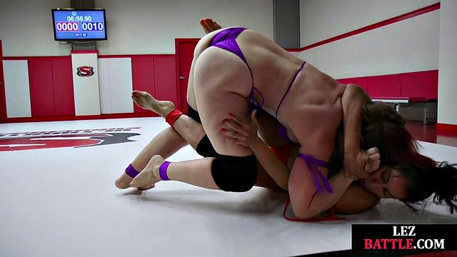 Big booty wrestler fingering rival