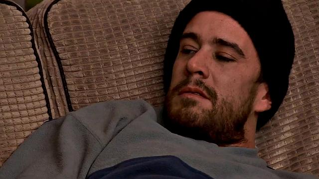 смотри, как лола мари скачет на члене своего сводного брата