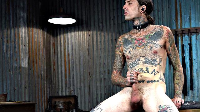 BDSM domina commands sissy what to do with fucking machine