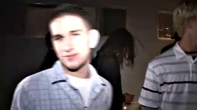 развратная брюнетка в pov: широко раздвигает ноги и нежно дрочит