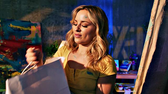 ADULT TIME - Big Ass PAWG Anna Claire Clouds Needs To Taste And Try Your Cock For Inspiration!