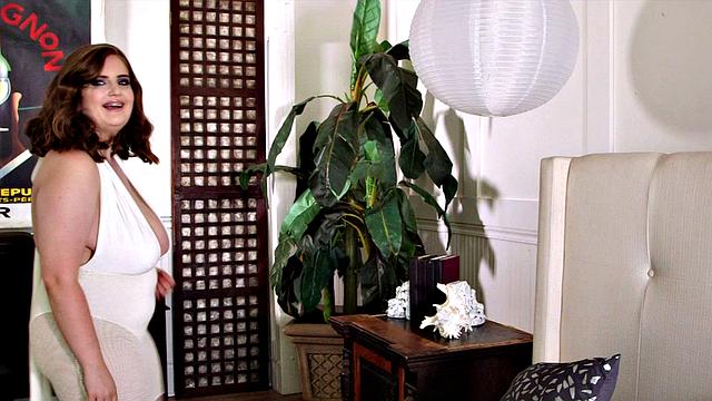 Sylvia Bateman: Cute & Chesty