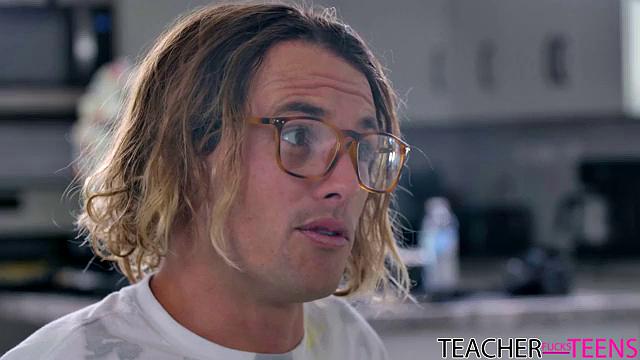 I Can See Naughty Bits In Class - S4:E8