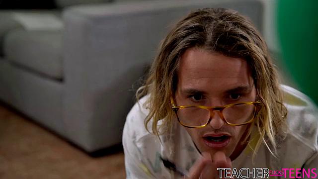 I Can See Naughty Bits In Class - S4:E8