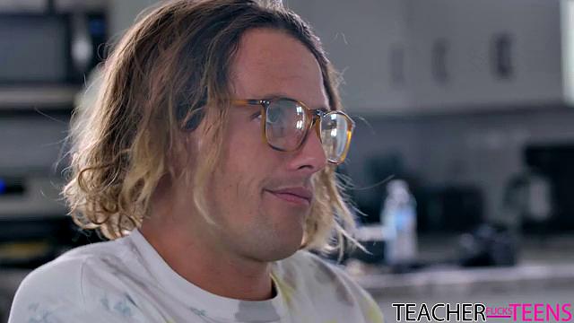 I Can See Naughty Bits In Class - S4:E8