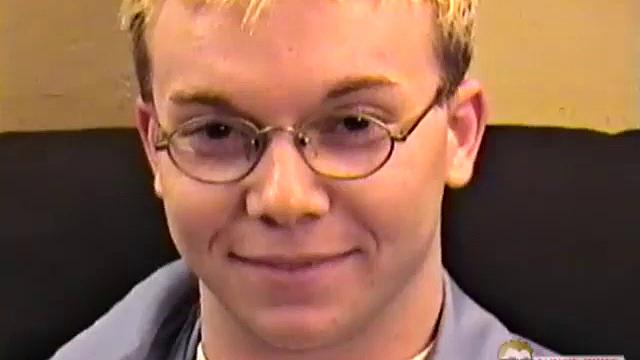 Taylor is a 19 year old Texan, in front of Auntie Bob's camera for the first time. He gets naked and strokes his cock for our viewing pleasure, then finishes with a killer load that blows all over himself.