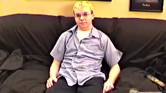 Taylor is a 19 year old Texan, in front of Auntie Bob's camera for the first time. He gets naked and strokes his cock for our viewing pleasure, then finishes with a killer load that blows all over himself.