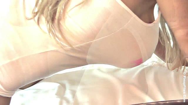 Danniella Levy - Pinup 1