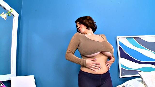 Elaina Gregory's tight-titty tryouts