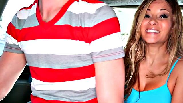 Blindfolded hunk gets cocksucked by gay