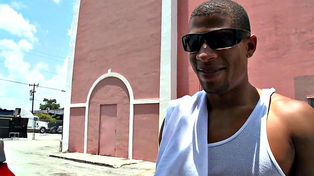 Real Black thug picked up and fucked outdoors by white top