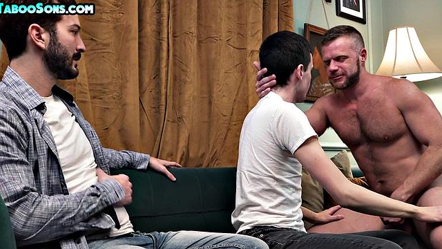 Kinky bottom twink barebacked in 3some by DILFS