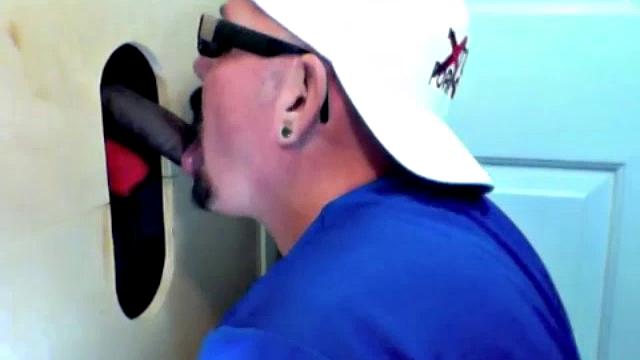 Gloryhole Lunch Feeding By 2 Guys