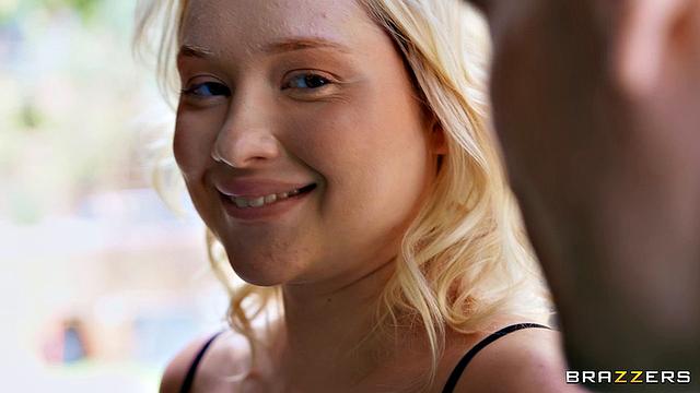 Джесси Эймс устраивает анальный бунт с Жорди на глазах у родителей
