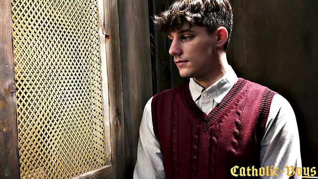 ALTAR BOY ETHAN Chapter 3 - Devotion