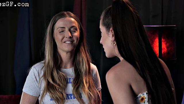 смотри, как пышная лесбиянка катается на лице подруги в 69