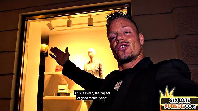 Stunning inked babe cockriding a guy