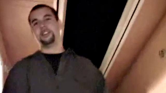 Cute teen lesbo licks college pussy