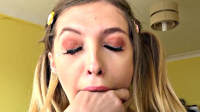 SubSlut Rhiannon Ryder: gets off watching her PSS scene