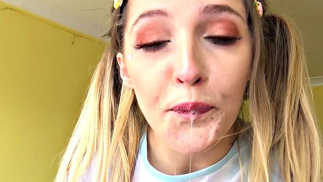 SubSlut Rhiannon Ryder: gets off watching her PSS scene